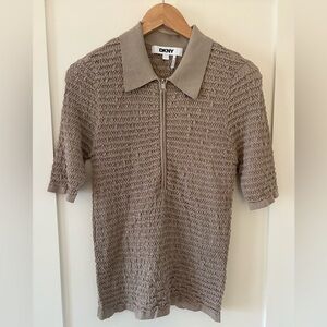 DKNY | tan textured collared short sleeve polo shirt half zipper stretch Large